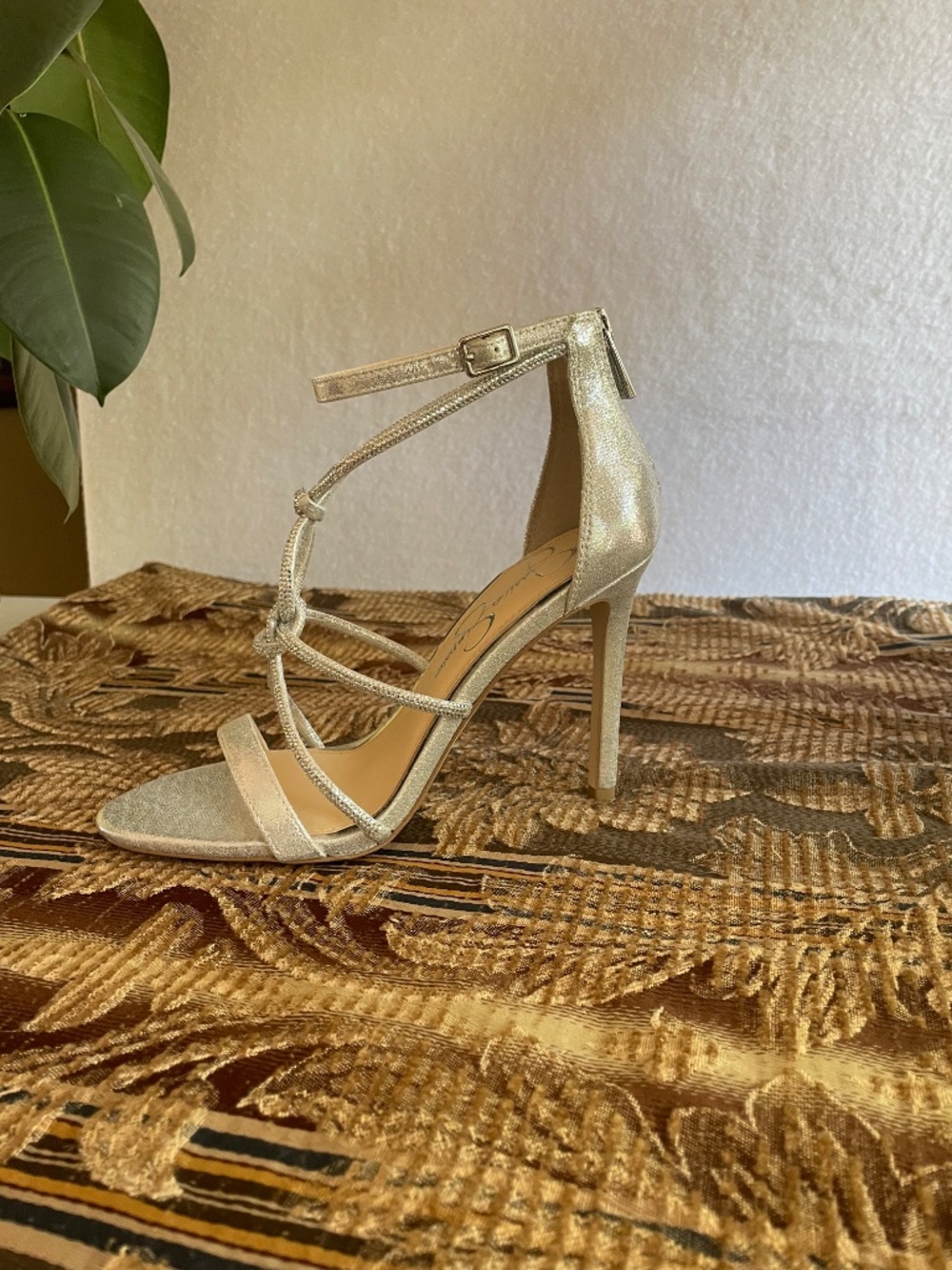 NWT Jessica Simpson Josy Rhinestone Strappy Stiletto Sandals Silver Size 6.5 - Picture 11 of 16